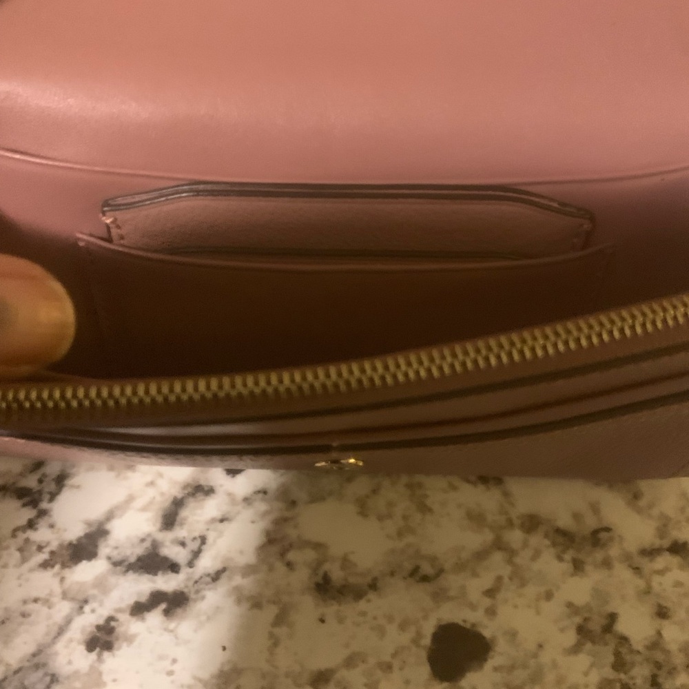 Authentic Burberry Dusty Rose Kenton Wallet Set - Picture 5 of 16